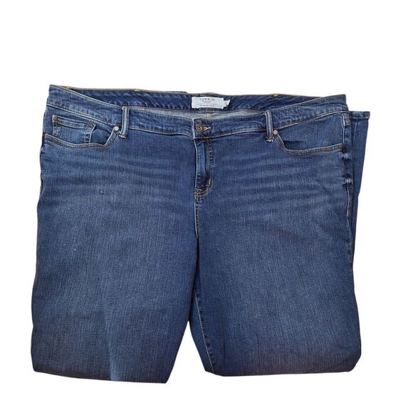 Torrid Size 28T Womens Straight Medium Wash Jeans Distressed Whispering Blue - Picture 1 of 10